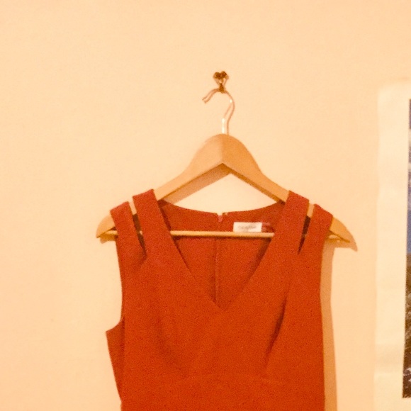 Calvin Klein Red Dress! - Picture 5 of 7